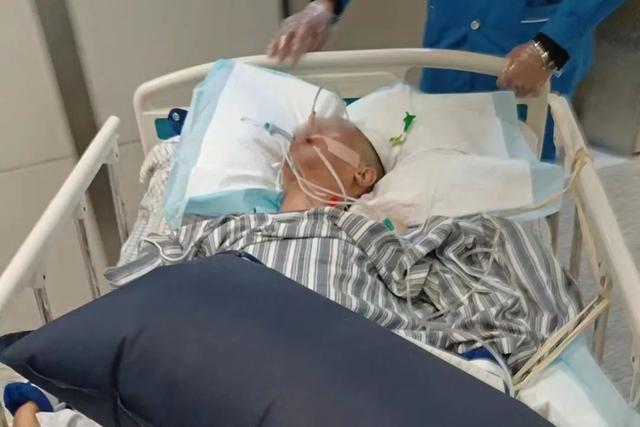 自行车赛选手进ICU