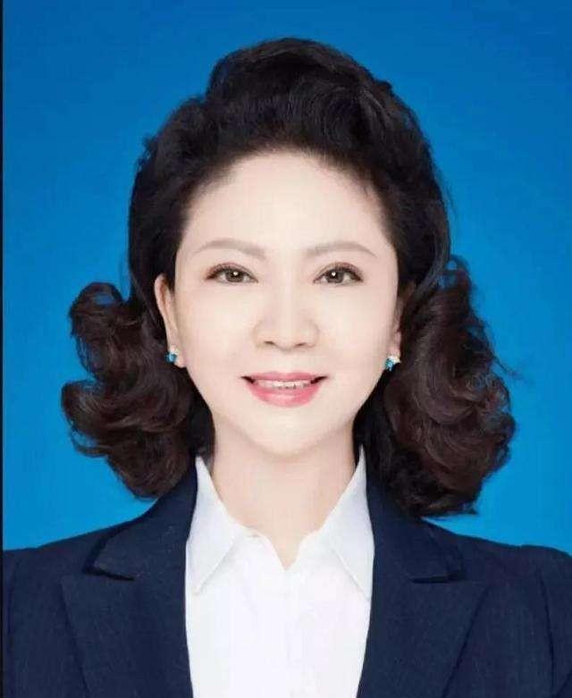 纪委回应女演员戴230万耳环事件