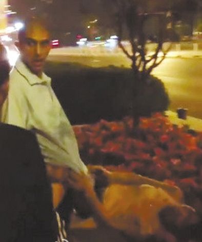 掌掴北京队的红衣男子被拘留8天