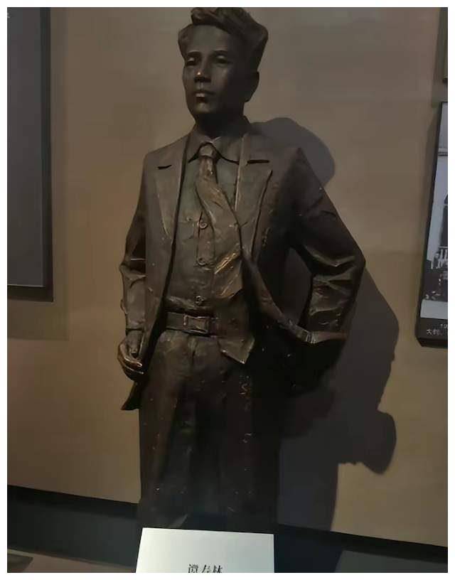 巴总理为何称击落战机让莫迪终身难忘？揭秘背后的惊人真相！