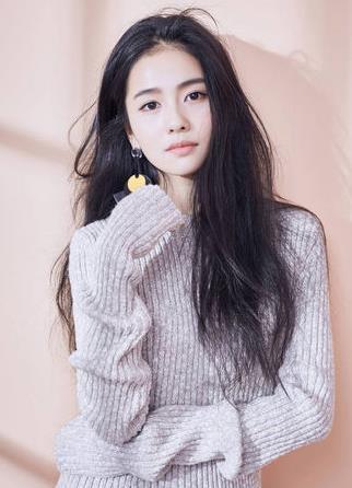 于正被单依纯放鸽子