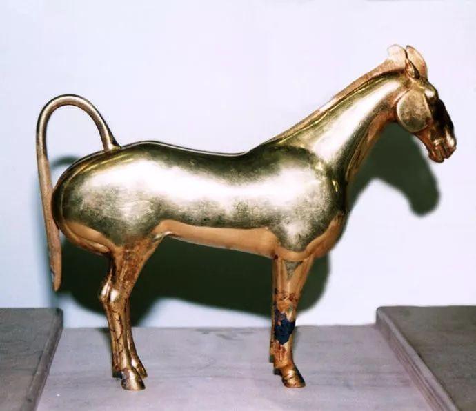 金价再涨破千元大关