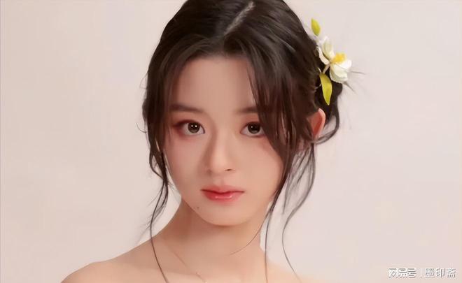 震惊！黄杨钿甜删除百万耳环照片背后隐藏了什么秘密？