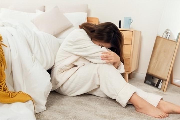 震惊！29岁女子爱生闷气诱发乳腺癌，情绪管理竟如此重要！