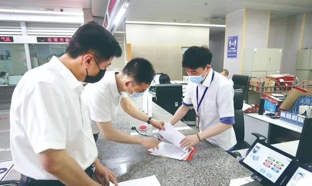 震惊！足疗店勾结公职人员内幕曝光，背后黑幕令人发指！