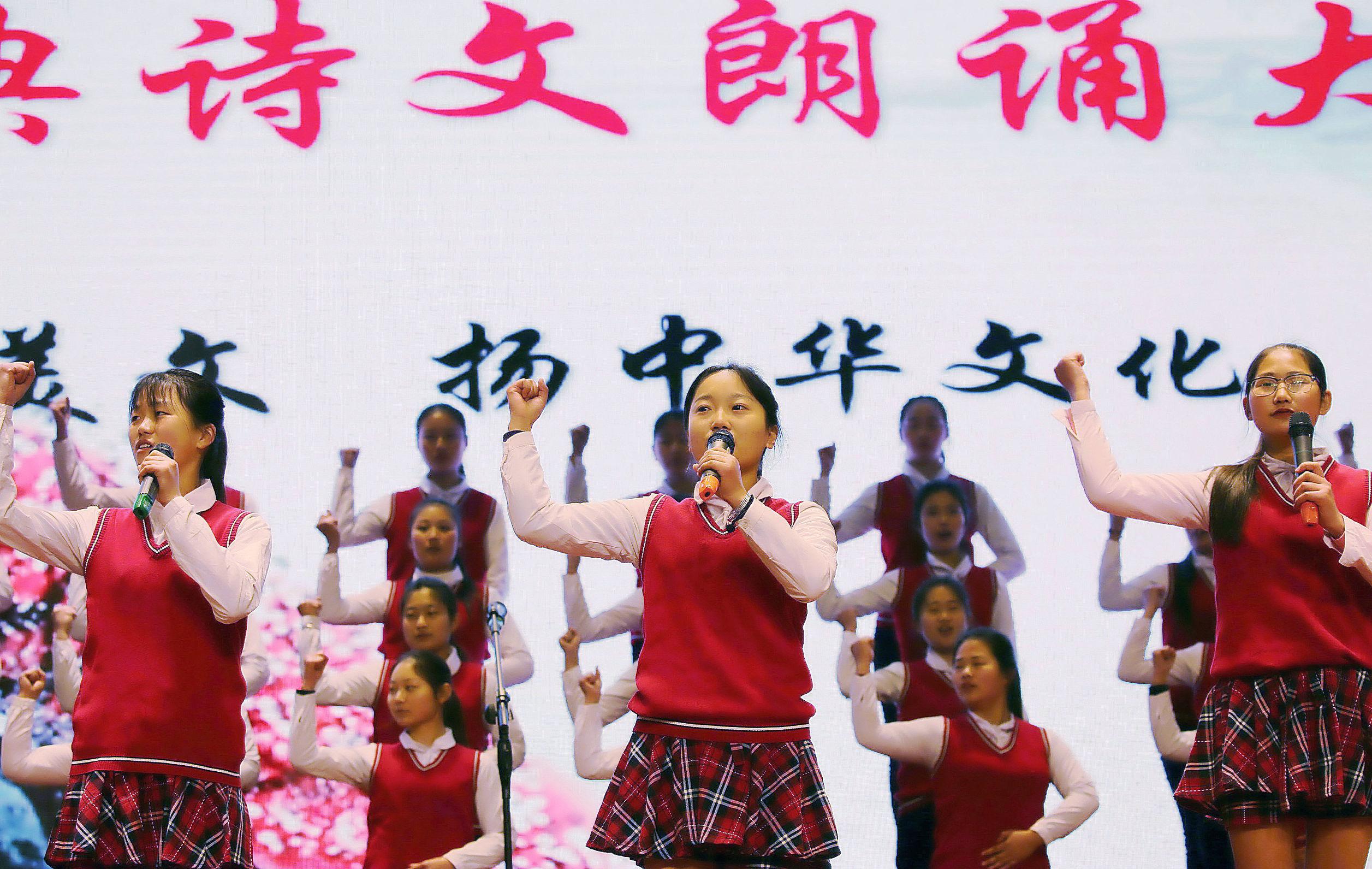震惊！女幼师被连刺13刀身亡 警方通报揭露惊人内幕