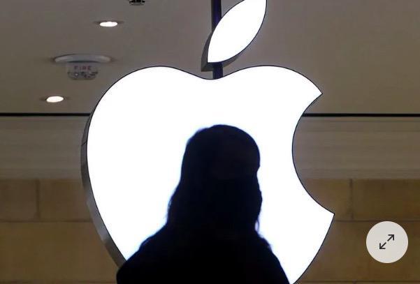震惊！特朗普威胁对苹果征收25％关税，iPhone价格或将暴涨？